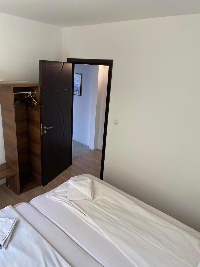 Safo Apartments And Rooms Sozopol Exterior foto